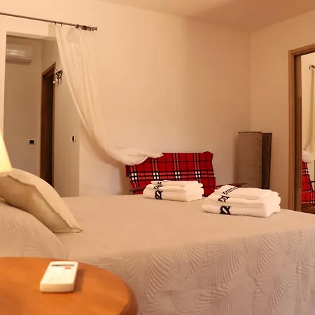 La Multaiola Con Piscina فندق مبيت وإفطار سانت أنطونيو دي غالورا