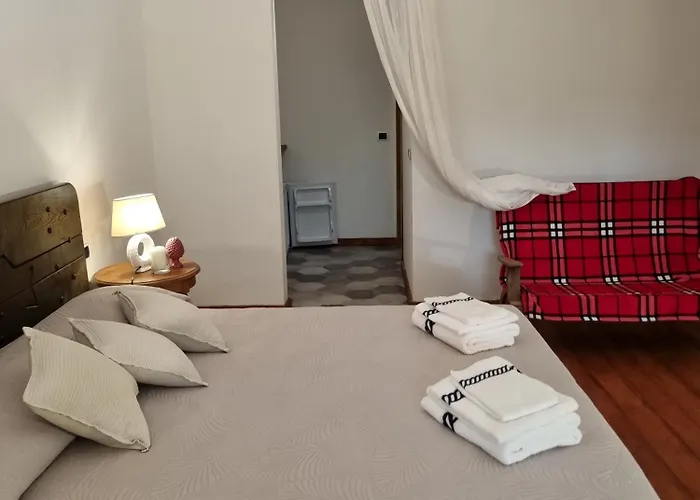 La Multaiola Con Piscina Bed and breakfast Sant'Antonio di Gallura